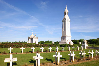Necropole nationale de Notre-Dame-de-Lorette - Ablain-Saint-Nazaire / Samuel Dhote