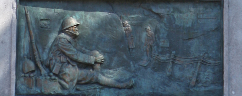 Monument aux morts de Caudry / Samuel Dhote