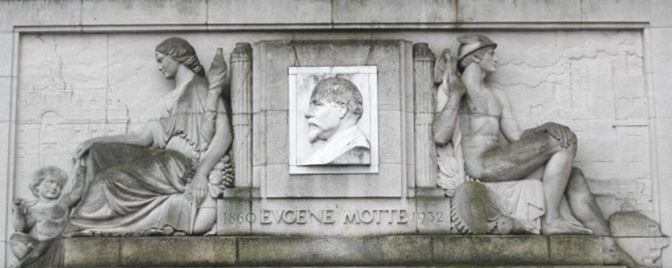 BAN-Monument Eugene Mottes /